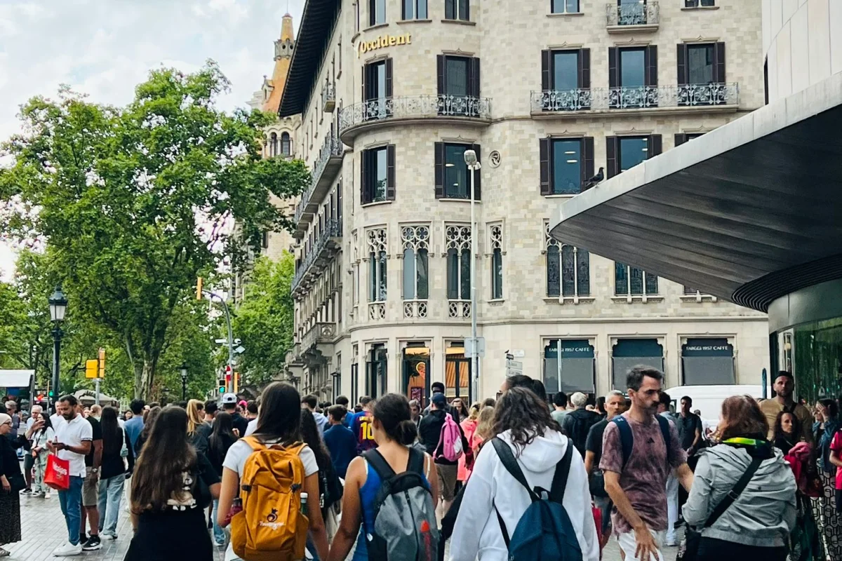 BARCELLONA CENTRO RAMBLA - Escursioni