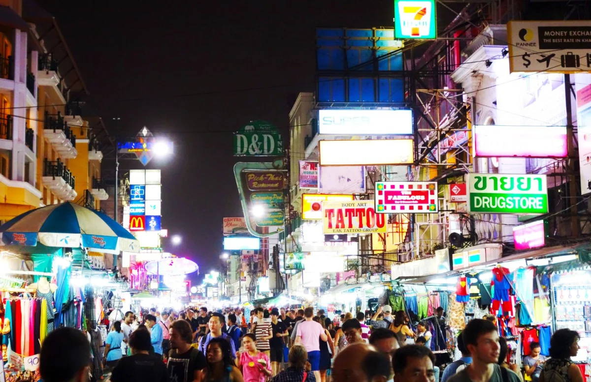 Bangkok & Jungle: Templi, Cascate e Grattacieli - Escursioni