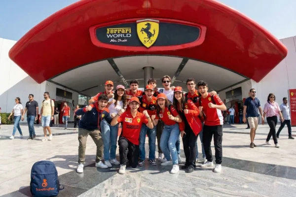 Dubai Future City: Ferrari World, Safari & Yacht Party